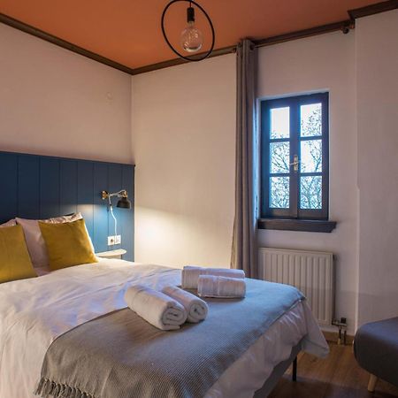Charis Guesthouse Макринитса Экстерьер фото