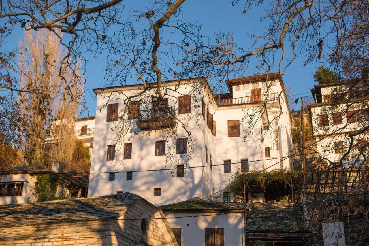 Charis Guesthouse Макринитса Экстерьер фото